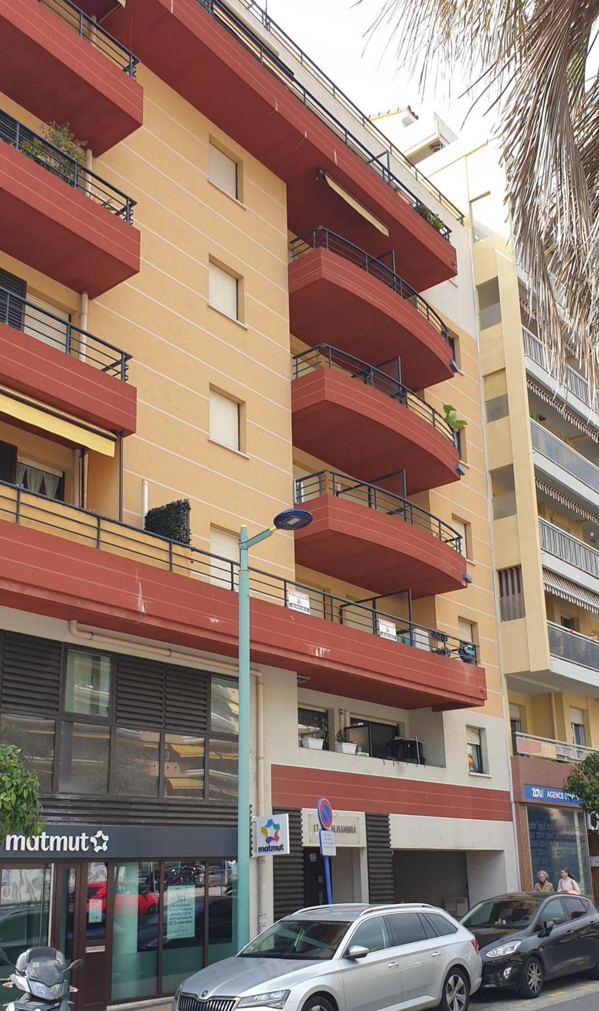 Appartement Cosy Au Centre Ville De Menton Exterior photo
